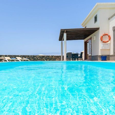 Villa Esterlicia Playa Blanca  Exterior photo